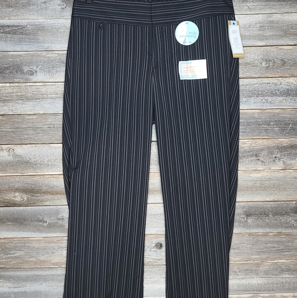 Dockers Women's Slimming April Pants